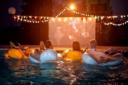 outdoor_cinema_at_home__with_Amber_Technology_brands.jpg